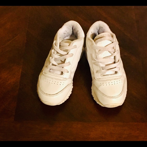 Reebok Other - Girls shoes